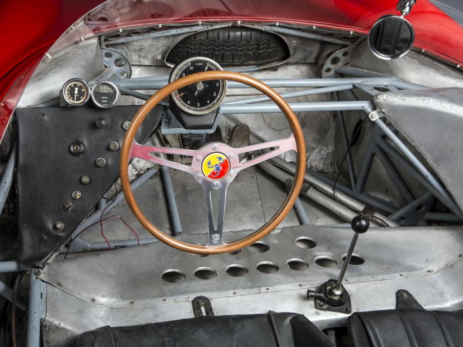 Торпедо Fiat Abarth 1000 Spider Sport (SE04) 1963 года  (фото 9 из 9)